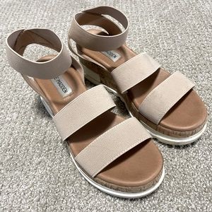 Steve Madden cream platform sandals